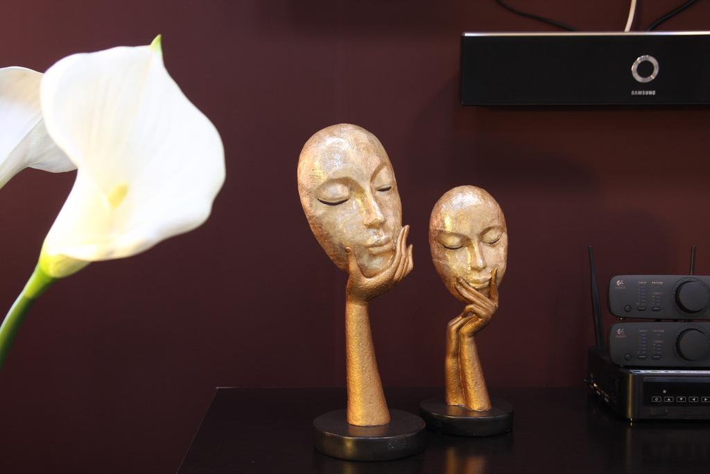 Rixo'S Guesthouse Cîrcea エクステリア 写真