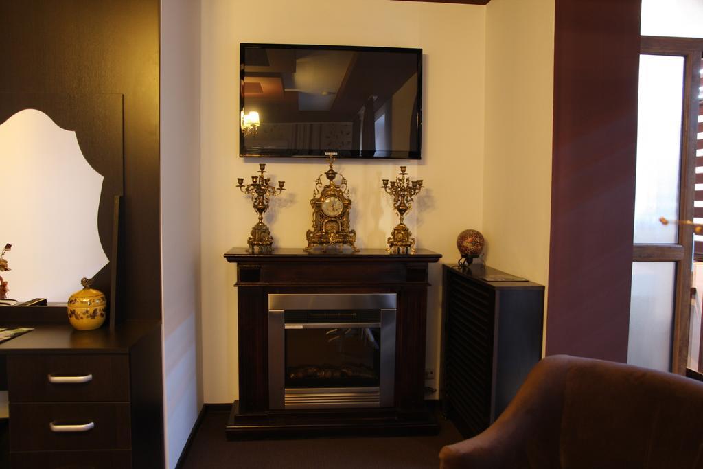 Rixo'S Guesthouse Cîrcea エクステリア 写真